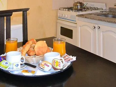 Mendoza ApartHotel